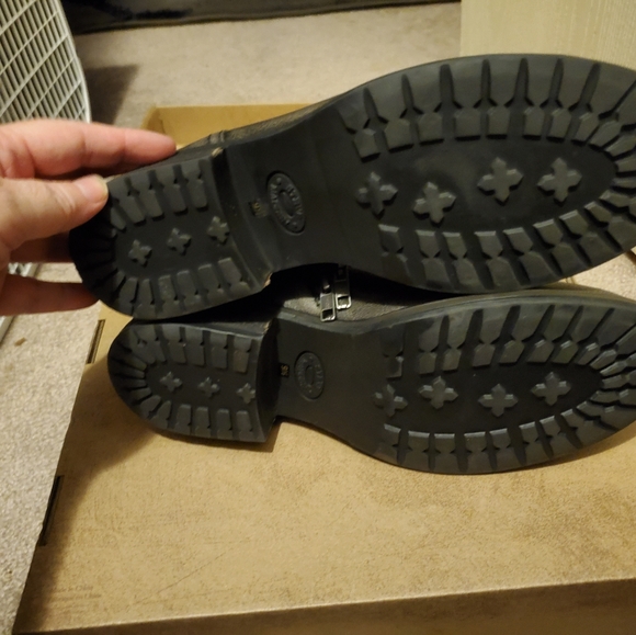 Steve Madden pewter color boots - Picture 4 of 4